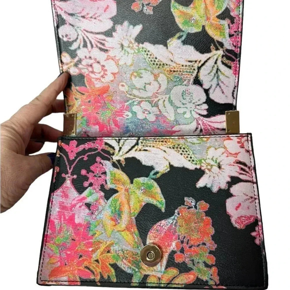 Enzo Angiolini small Floral print bag with gold chain handle - Picture 6 of 12